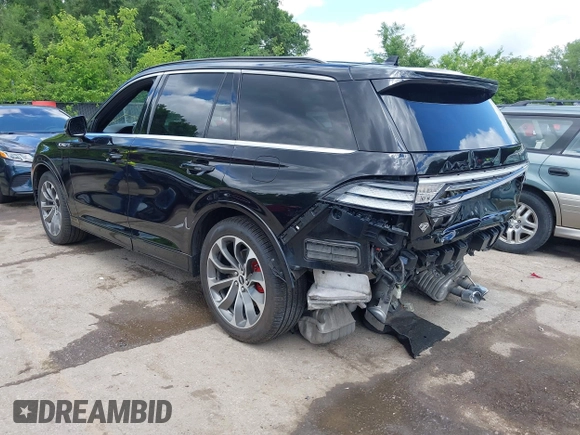 2020 Lincoln Aviator Grand Touring with VIN 5LMYJ8XY2LGL35999, listed as a IAAI auction lot 42344715 with 54,449 mi miles and . Bid and sale history available at DreamBid. Image 3.