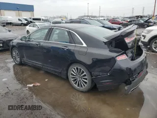 2019 Lincoln MKZ Standard with VIN 3LN6L5A91KR623587, listed as a Copart auction lot 43203785 with 31,521 mi miles and Clean Title. Bid and sale history available at carsss.com. Image 2.
