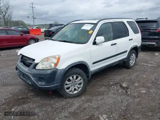 2005 Honda CR-V EX with VIN JHLRD78835C002896, listed as a IAAI auction lot 41931570 with 288,478 mi miles. Bid and sale history available at carsss.com. Image 2.