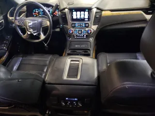 2017 GMC Yukon XL Denali with VIN 1GKS2HKJ6HR241838, listed as a Copart auction lot 48692705 with 113,141 mi miles and Salvage Title. Bid and sale history available at carsss.com. Image 8.