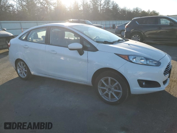 2019 Ford Fiesta SE z VIN 3FADP4BJ7KM138697, wystawiony jako Copart lot #88645105 z przebiegiem 117 655 mil mil oraz Szkoda całkowita • Salvage title. Historia ofert i sprzedaży dostępna na DreamBid. Obrazek 4.