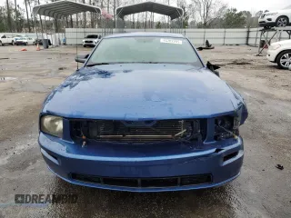 2008 Ford Mustang GT Deluxe with VIN 1ZVHT82H785193240, listed as a Copart auction lot 45702285 with 212,408 mi miles and Salvage Title. Bid and sale history available at carsss.com. Image 5.