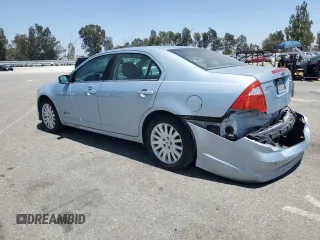 2010 Ford Fusion Hybrid z VIN 3FADP0L34AR137176, wystawiony jako Copart lot #62146865 z przebiegiem 135 293 mil mil oraz Szkoda całkowita • Salvage title. Historia ofert i sprzedaży dostępna na DreamBid. Obrazek 2.