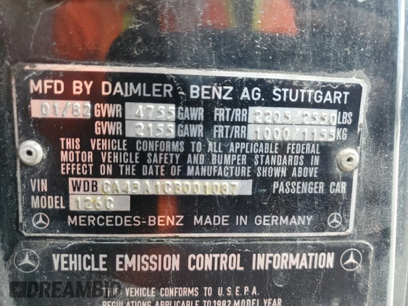1982 Mercedes-Benz 380 380SEC z VIN WDBCA43A1CB001087, wystawiony jako Copart lot #45136875 z przebiegiem 62 765 mil mil oraz Czysty tytuł • Clean title. Historia ofert i sprzedaży dostępna na DreamBid. Obrazek 12.