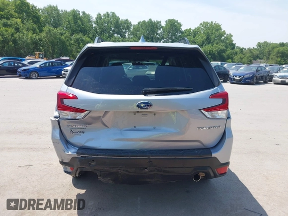 2021 Subaru Forester Limited with VIN JF2SKASC6MH565975, listed as a IAAI auction lot 42457391 with 47,318 mi miles and . Bid and sale history available at DreamBid. Image 6.