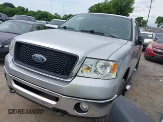 2006 Ford F-150 XLT с VIN 1FTPX14526FA34842, выставлен на аукционе IAAI как лот 42370892 с пробегом 158 308 миль миль и . История ставок и продаж доступна на DreamBid. Изображение 2.