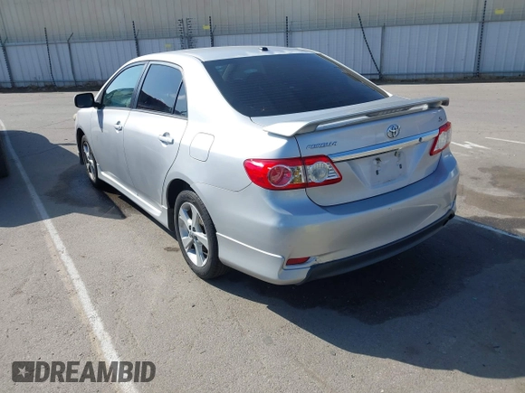 2012 Toyota Corolla L with VIN 2T1BU4EEXCC866050, listed as a IAAI auction lot 42140147 with 212,814 mi miles. Bid and sale history available at carsss.com. Image 3.
