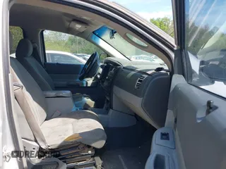 2007 Dodge Durango SXT with VIN 1D8HD38NX7F538612, listed as a IAAI auction lot 42094362 with 263,988 mi miles and . Bid and sale history available at DreamBid. Image 5.