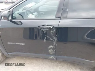 2022 Jeep Compass Latitude z VIN 3C4NJDBB3NT113332, wystawiony jako IAAI lot #42452658 z przebiegiem 43 430 mil mil oraz . Historia ofert i sprzedaży dostępna na DreamBid. Obrazek 15.