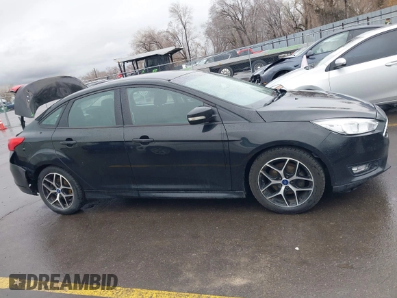 2015 Ford Focus SE with VIN 1FADP3F22FL240476, listed as a IAAI auction lot 41739722 with 159,179 mi miles. Bid and sale history available at carsss.com. Image 13.