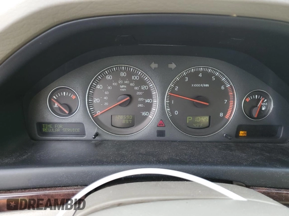 2004 Volvo S80 with VIN YV1TH59H941355562, listed as a Copart auction lot 82679234 with 128,590 mi miles and Salvage Title. Bid and sale history available at carsss.com. Image 9.
