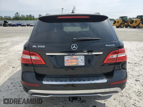 2014 Mercedes-Benz M 350 z VIN 4JGDA5HB7EA416478, wystawiony jako Copart lot #52735995 z przebiegiem 111 499 mil mil oraz Szkoda całkowita • Salvage title. Historia ofert i sprzedaży dostępna na DreamBid. Obrazek 6.