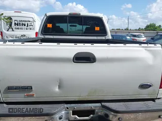 2006 Ford F-250 XL с VIN 1FTSW20P16EC61844, выставлен на аукционе IAAI как лот 42520825 с пробегом 285 692 миль миль и . История ставок и продаж доступна на DreamBid. Изображение 6.