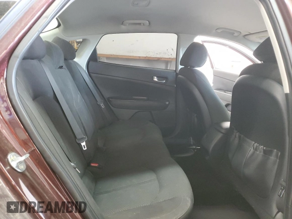 2018 Kia Optima LX with VIN 5XXGT4L33JG265983, listed as a Copart auction lot 53722745 with 82,233 mi miles and Salvage title. Bid and sale history available at DreamBid. Image 10.