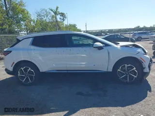 2024 Chevrolet Equinox EV LT with VIN 3GN7DLRP5RS260069, listed as a IAAI auction lot 41738587 with 4,686 mi miles. Bid and sale history available at carsss.com. Image 13.