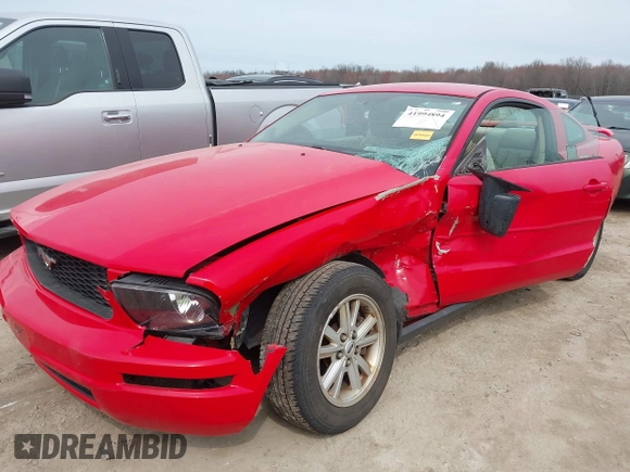 2005 Ford Mustang Deluxe with VIN 1ZVFT80N755161724, listed as a IAAI auction lot 41994894 with 104,917 mi miles. Bid and sale history available at carsss.com. Image 2.