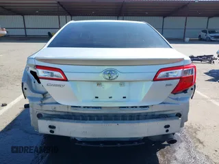 2013 Toyota Camry L with VIN 4T1BF1FK4DU247215, listed as a IAAI auction lot 42033164 with 185,908 mi miles. Bid and sale history available at carsss.com. Image 17.