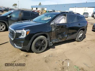 2022 GMC Terrain SLE with VIN 3GKALMEV6NL271473, listed as a Copart auction lot 49698515 with 44,117 mi miles and Salvage title. Bid and sale history available at DreamBid. Image 1.