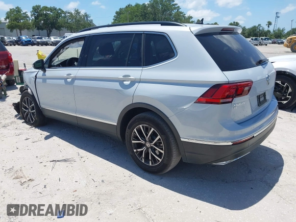 2018 Volkswagen Tiguan SEL с VIN 3VV3B7AX2JM018897, выставлен на аукционе IAAI как лот 42313472 с пробегом 97 362 миль миль и . История ставок и продаж доступна на DreamBid. Изображение 3.