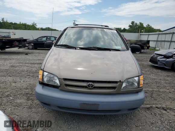1999 Toyota Sienna CE with VIN 4T3ZF19C6XU148183, listed as a Copart auction lot 59323494 with 142,299 mi miles and Clean Title. Bid and sale history available at carsss.com. Image 5.