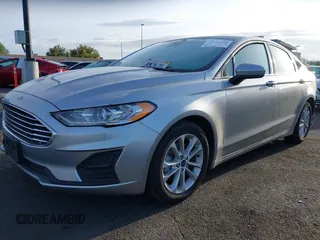 2020 Ford Fusion Hybrid SE with VIN 3FA6P0LU6LR171270, listed as a IAAI auction lot 41919266 with 106,438 mi miles. Bid and sale history available at carsss.com. Image 18.