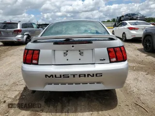 2001 Ford Mustang Standard with VIN 1FAFP40491F135093, listed as a Copart auction lot 59733575 with Not provided miles and Salvage title. Bid and sale history available at DreamBid. Image 6.