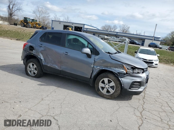 2020 Chevrolet Trax LS z VIN 3GNCJNSB9LL164044, wystawiony jako Copart lot #51058005 z przebiegiem 60 879 mil mil oraz Szkoda całkowita • Salvage title. Historia ofert i sprzedaży dostępna na DreamBid. Obrazek 4.