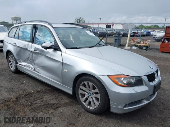 2006 BMW 3 Series 325xi with VIN WBAVT13596KW22889, listed as a IAAI auction lot 42343685 with 95,862 mi miles and . Bid and sale history available at DreamBid. Image 1.