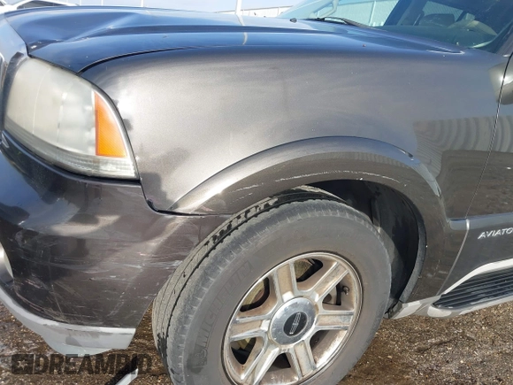 2005 Lincoln Aviator z VIN 5LMEU68H45ZJ07216, wystawiony jako IAAI lot #41778556 z przebiegiem 175 367 mil mil oraz . Historia ofert i sprzedaży dostępna na DreamBid. Obrazek 6.