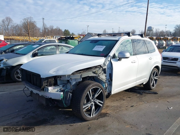 2016 Volvo XC90 T6 R-Design with VIN YV4A22PM4G1039565, listed as a IAAI auction lot 41485869 with 147,163 mi miles. Bid and sale history available at carsss.com. Image 19.
