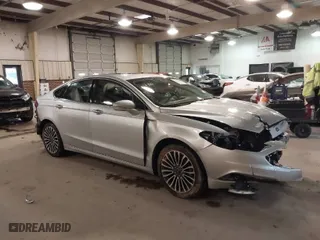 2017 Ford Fusion SE with VIN 3FA6P0H95HR203170, listed as a IAAI auction lot 41569303 with NaN miles. Bid and sale history available at carsss.com. Image 1.