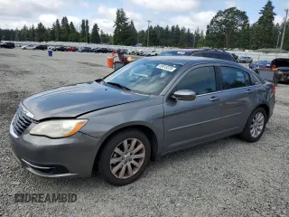 2013 Chrysler 200 Touring with VIN 1C3CCBBB3DN635693, listed as a Copart auction lot 59813225 with 139,880 mi miles and Salvage title. Bid and sale history available at DreamBid. Image 1.