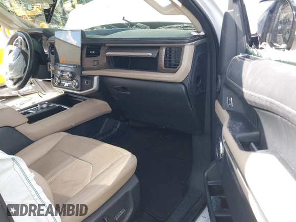 2023 Ford Expedition Limited with VIN 1FMJU1K81PEA15276, listed as a IAAI auction lot 41606560 with 41,570 mi miles. Bid and sale history available at carsss.com. Image 5.