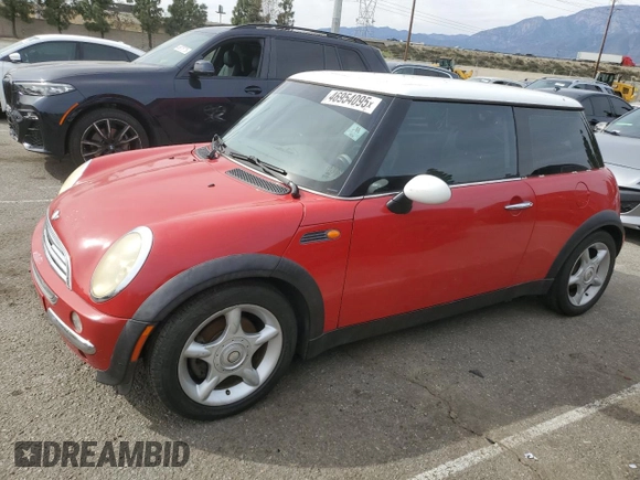2004 MINI Hardtop with VIN WMWRC33424TJ61921, listed as a Copart auction lot 46954095 with 105,314 mi miles and Non Repairable. Bid and sale history available at DreamBid. Image 1.