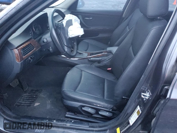 2006 BMW 3 Series 325i with VIN WBAVB17596NK30684, listed as a Copart auction lot 86890384 with Not Provided miles and Clean Title. Bid and sale history available at DreamBid. Image 7.