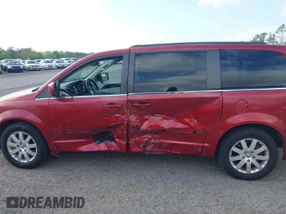 2014 Chrysler Town & Country Touring with VIN 2C4RC1BGXER218474, listed as a IAAI auction lot 42008374 with 72,686 mi miles. Bid and sale history available at carsss.com. Image 6.