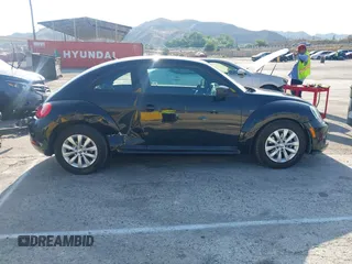 2014 Volkswagen Beetle Entry с VIN 3VWFP7AT1EM629758, выставлен на аукционе IAAI как лот 42430465 с пробегом 109 823 миль миль и . История ставок и продаж доступна на DreamBid. Изображение 13.