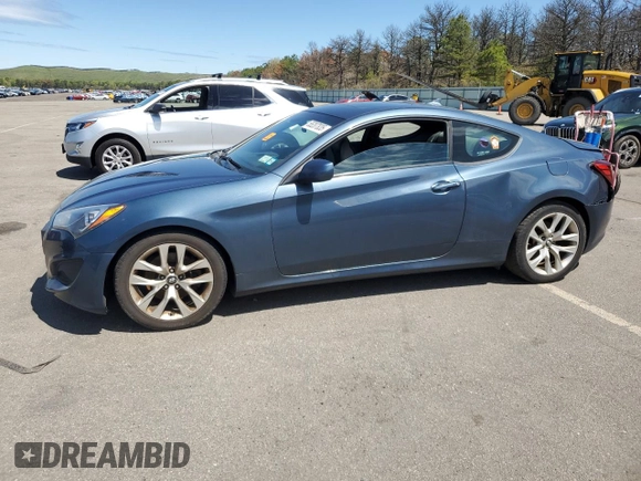 2013 Hyundai Genesis Coupe Premium z VIN KMHHT6KD1DU091383, wystawiony jako Copart lot #55207835 z przebiegiem 145 825 mil mil oraz Szkody całkowita. Historia ofert i sprzedaży dostępna na DreamBid. Obrazek 1.