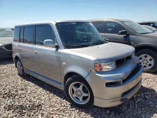 2006 Scion xB with VIN JTLKT324464037639, listed as a Copart auction lot 71006154 with 194,528 mi miles and Salvage Title. Bid and sale history available at carsss.com. Image 4.