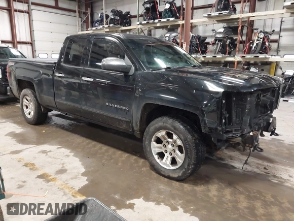 2015 Chevrolet Silverado 1500 LT with VIN 1GCVKREC1FZ186563, listed as a IAAI auction lot 41089120 with 156,261 mi miles. Bid and sale history available at carsss.com. Image 1.