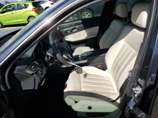 2014 Mercedes-Benz E-Class E 350 Luxury with VIN WDDHF8JB5EA980946, listed as a Copart auction lot 48225005 with 0 mi miles and Salvage Title. Bid and sale history available at carsss.com. Image 7.