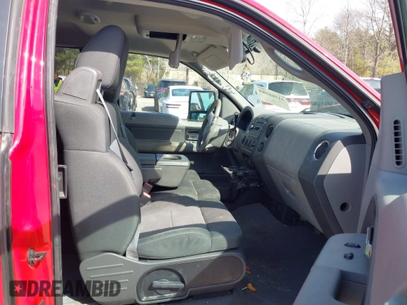 2008 Ford F-150 XLT with VIN 1FTPX14558FB78047, listed as a IAAI auction lot 41966689 with 135,976 mi miles. Bid and sale history available at carsss.com. Image 5.