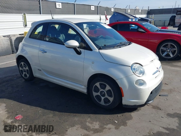 2017 FIAT 500e with VIN 3C3CFFGE0HT547756, listed as a IAAI auction lot 41729503 with 1 mi miles. Bid and sale history available at carsss.com. Image 1.