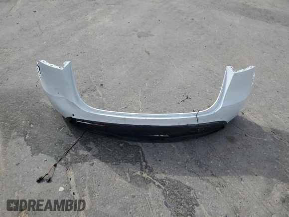 2022 Tesla Model Y Performance с VIN 7SAYGDEF4NF403784, выставлен на аукционе Copart как лот 53392595 с пробегом 51 023 миль миль и Списание • Salvage title. История ставок и продаж доступна на DreamBid. Изображение 13.