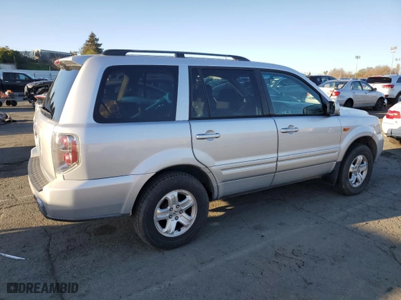 2008 Honda Pilot VP with VIN 5FNYF28228B023909, listed as a Copart auction lot 44814625 with 129,628 mi miles and Salvage Title. Bid and sale history available at carsss.com. Image 3.