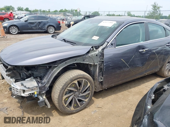 2021 Honda Insight Touring with VIN 19XZE4F97ME001133, listed as a IAAI auction lot 42477281 with 62,394 mi miles and . Bid and sale history available at DreamBid. Image 18.