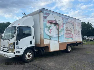 2011 Isuzu NRR IBT с VIN JALE5W169B7900028, выставлен на аукционе Copart как лот 60338775 с пробегом 415 661 миль миль и Чистый • Clean title. История ставок и продаж доступна на DreamBid. Изображение 2.