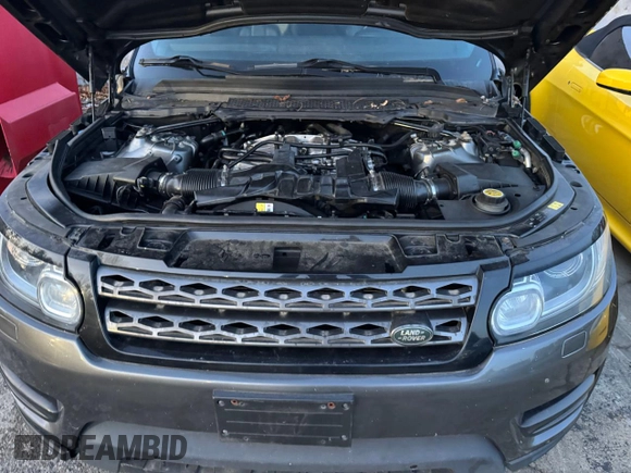 2014 Land Rover Range Rover Sport SE with VIN SALWG2WF0EA320300, listed as a Copart auction lot 83097024 with 149,238 mi miles and Clean Title. Bid and sale history available at carsss.com. Image 7.