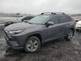 2024 Toyota RAV4 XLE with VIN 2T3P1RFV4RC481450, listed as a Copart auction lot 61083895 with 16,002 mi miles and Salvage title. Bid and sale history available at DreamBid. Image 1.
