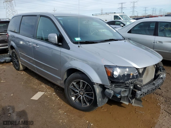 2017 Dodge Grand Caravan SE with VIN 2C4RDGBG9HR586570, listed as a Copart auction lot 49982965 with 64,331 mi miles and Salvage Title. Bid and sale history available at carsss.com. Image 4.